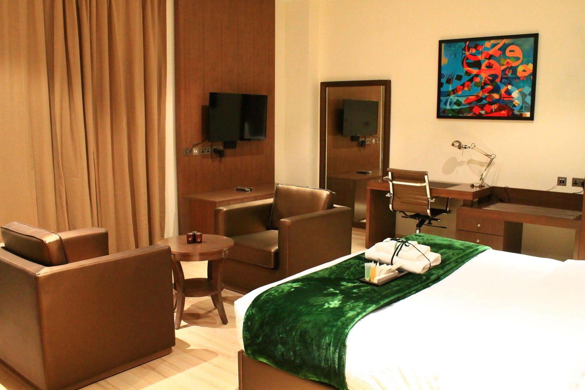 Rawda Hotel Doha Exterior photo