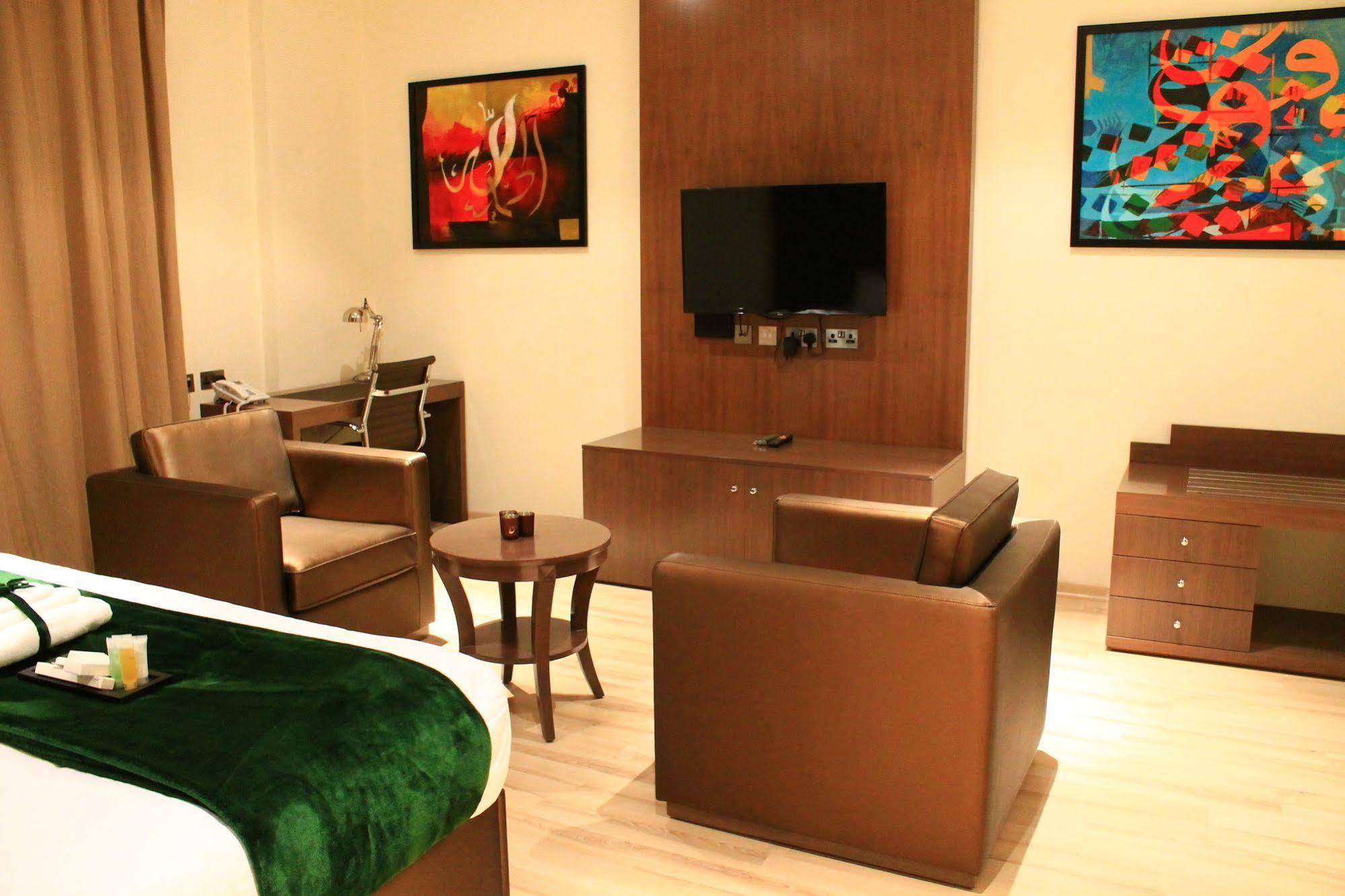 Rawda Hotel Doha Exterior photo
